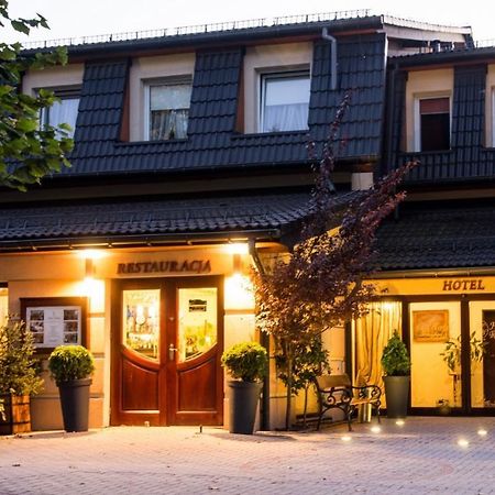 Hotel Relax Kety  Exterior photo